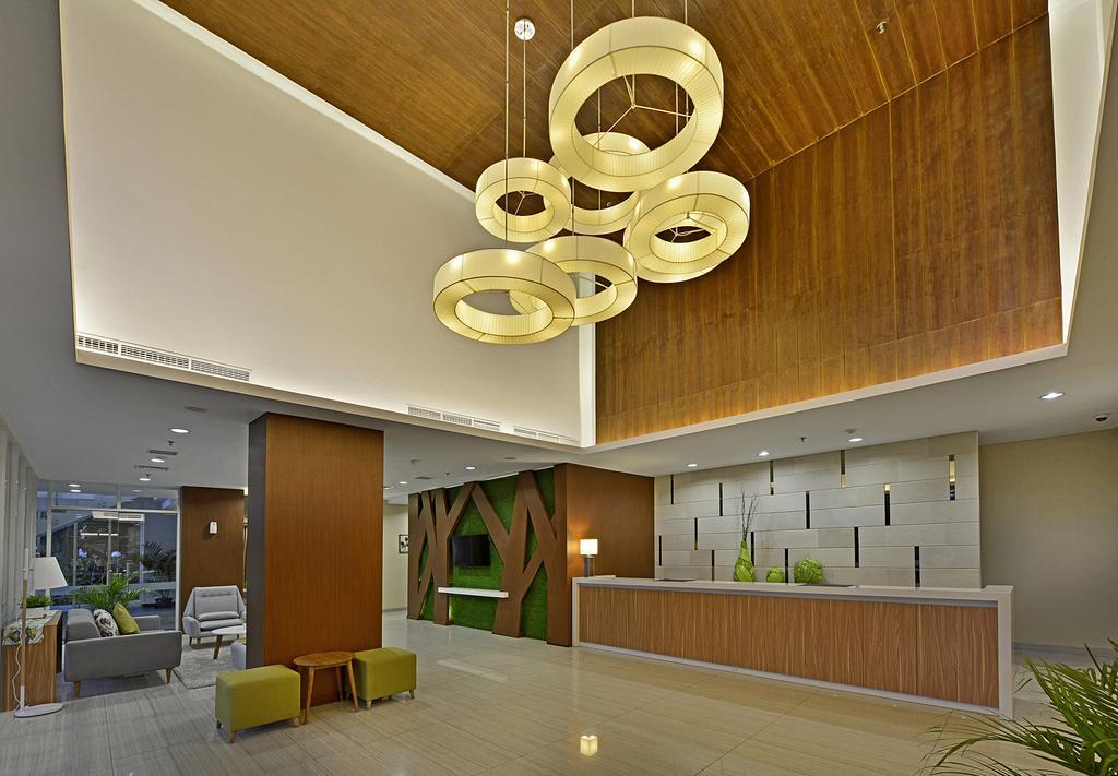 Whiz Prime Hotel Pajajaran Bogor Dış mekan fotoğraf