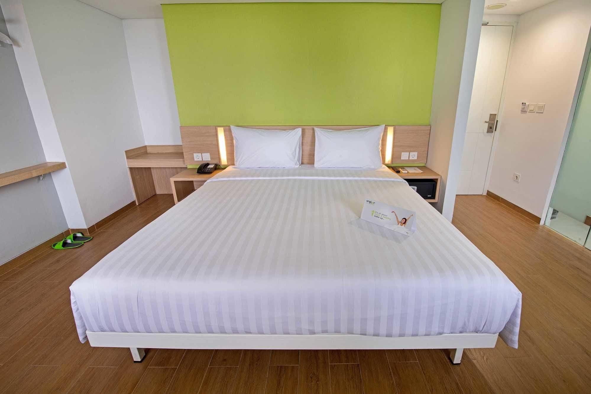 Whiz Prime Hotel Pajajaran Bogor Dış mekan fotoğraf