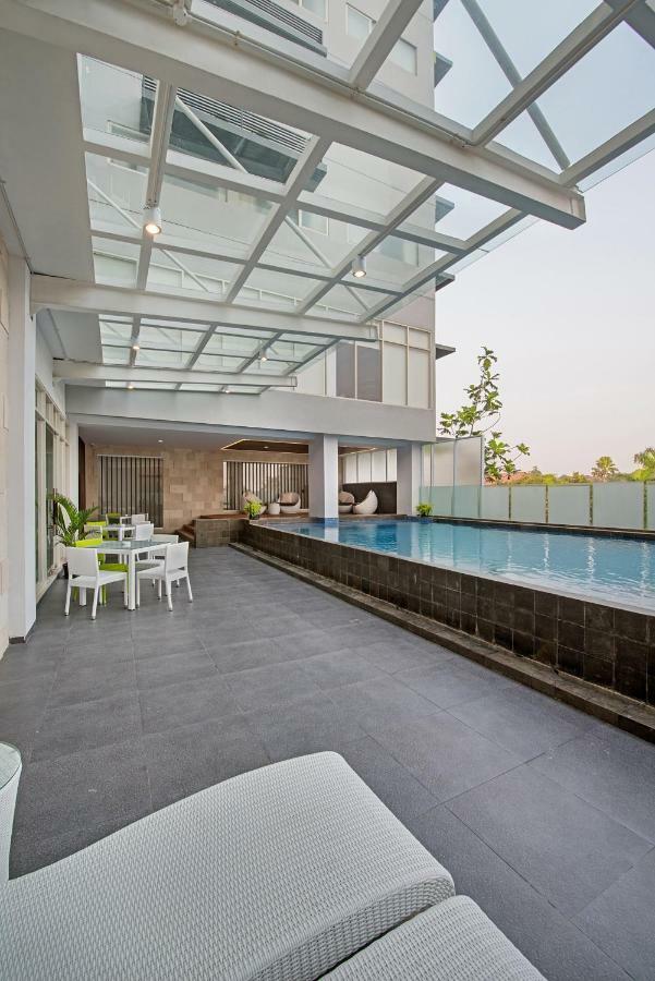 Whiz Prime Hotel Pajajaran Bogor Dış mekan fotoğraf